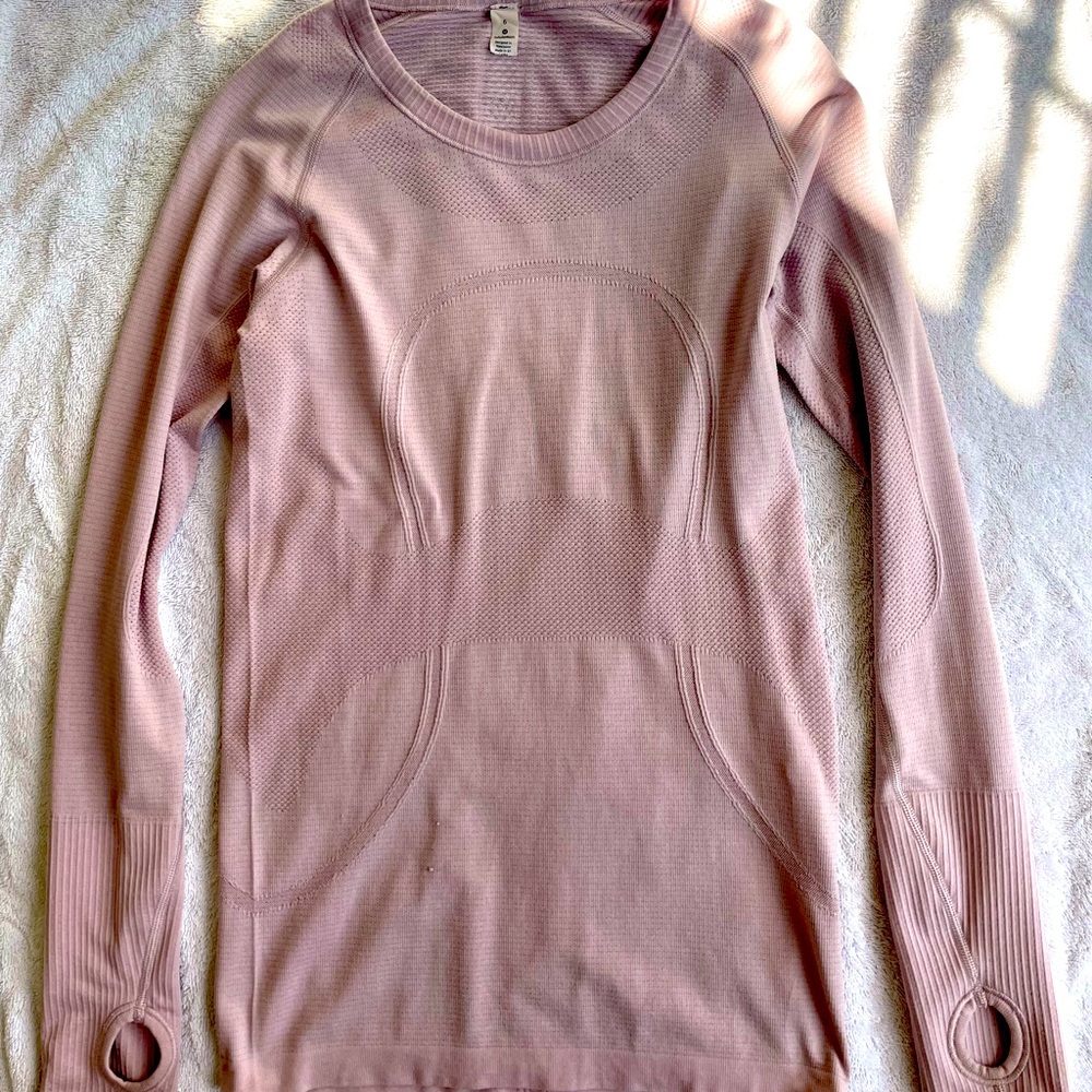 Lululemon Swiftly Tech long sleeve shirt